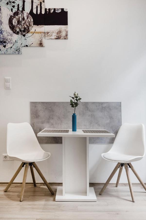 Elegant Studio In Central بودابست المظهر الخارجي الصورة